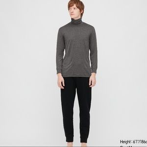 Uniqlo Men’s Heattech long sleeve turtleneck
